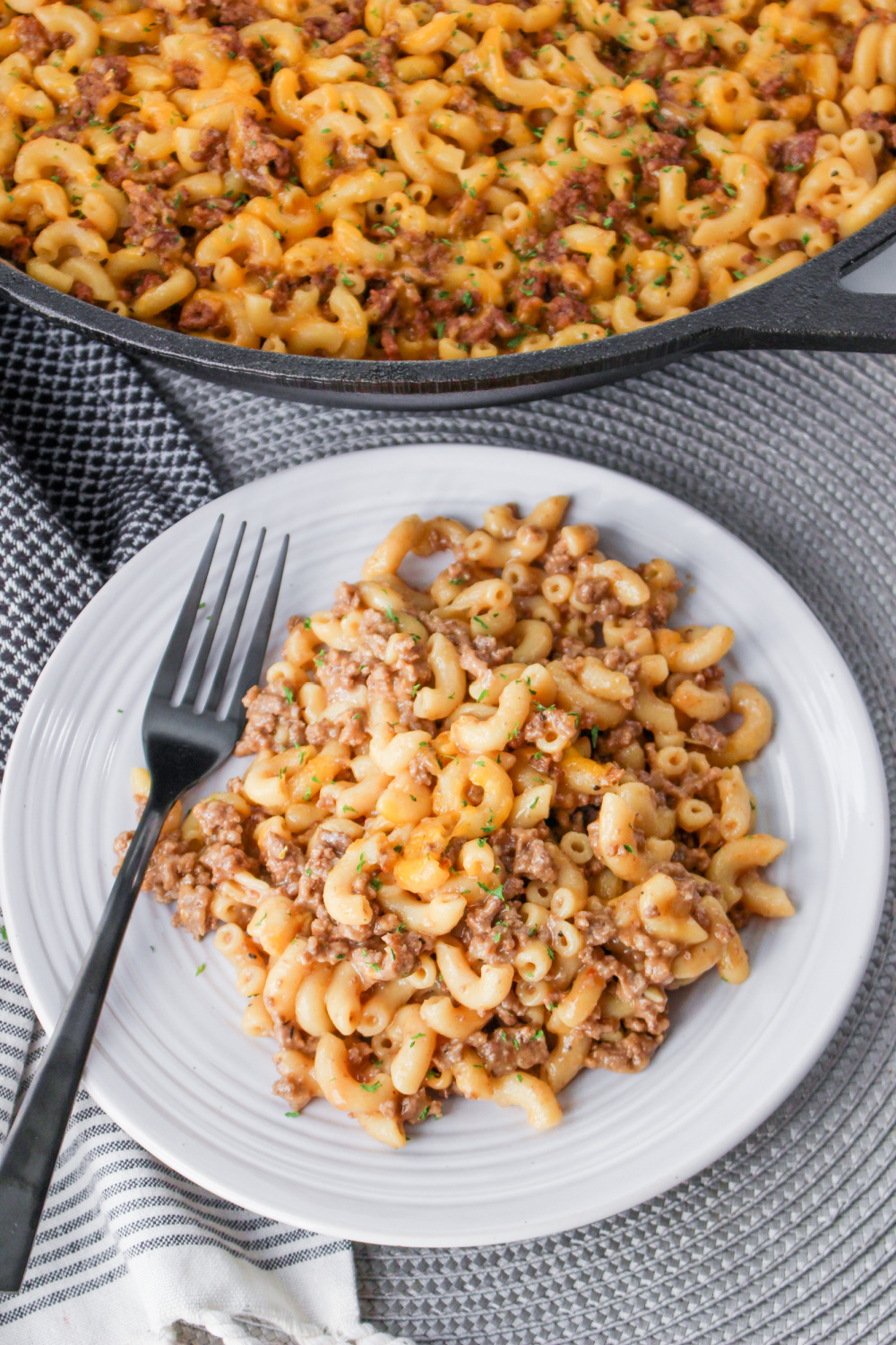 Skillet Cheeseburger Macaroni - The Rockstar Mommy