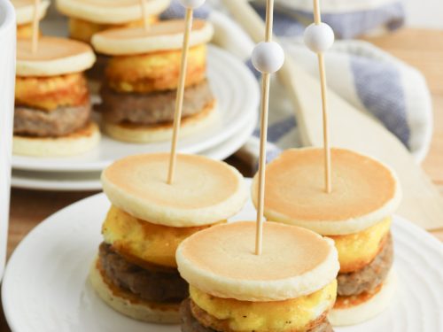 https://therockstarmommy.com/wp-content/uploads/2023/06/Mini-McGriddles-Breakfast-9a-500x375.jpg