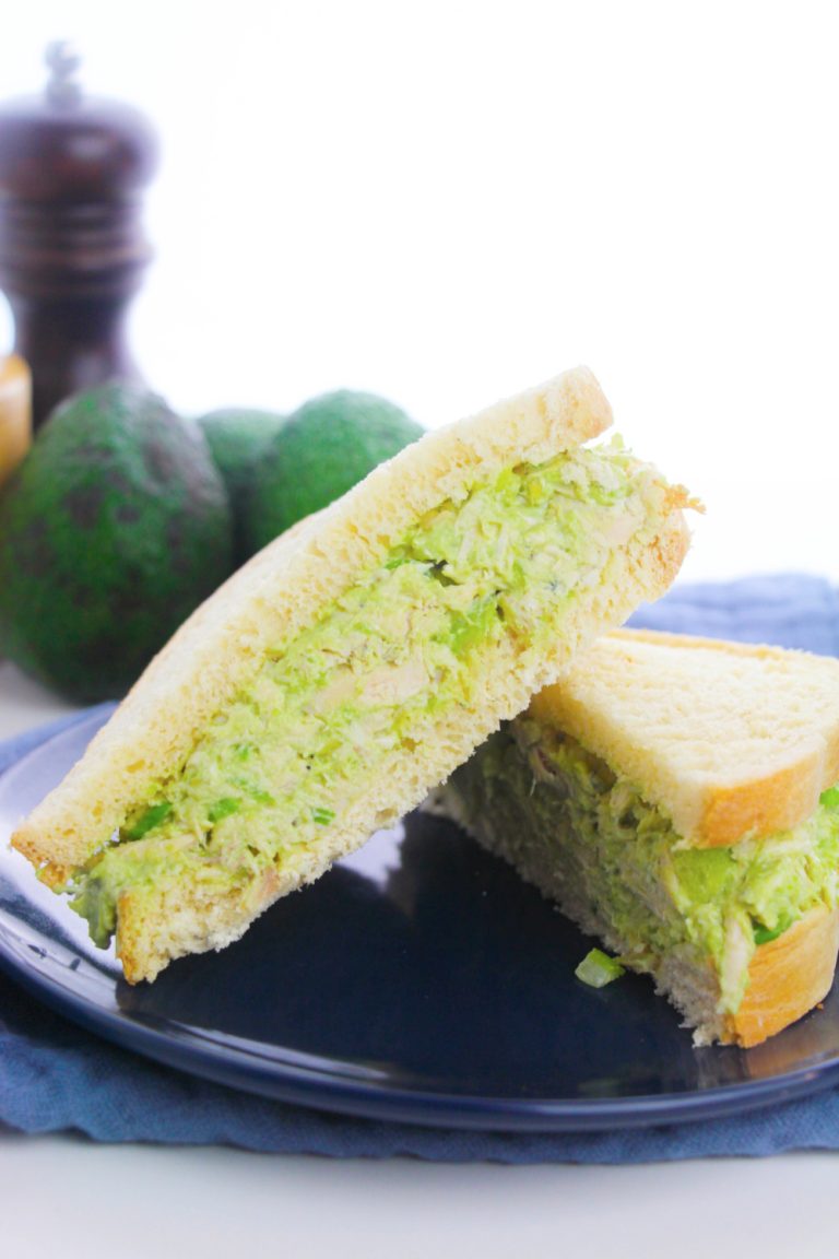 avocado chicken salad sandwich