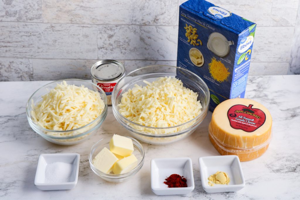 ingredients for Instant Pot Smoked Gouda Mac Cheese