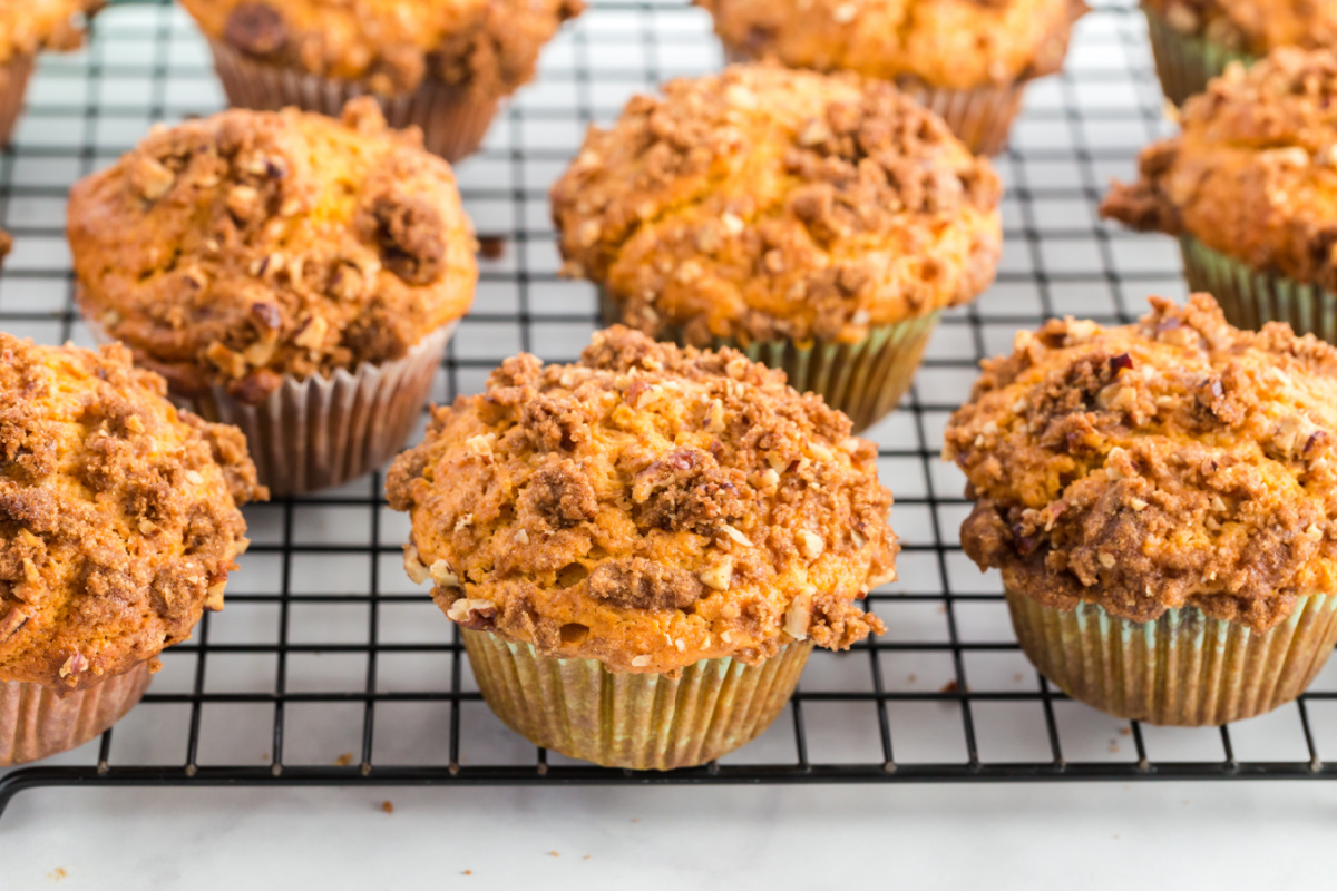 muffins on a cooliing rack