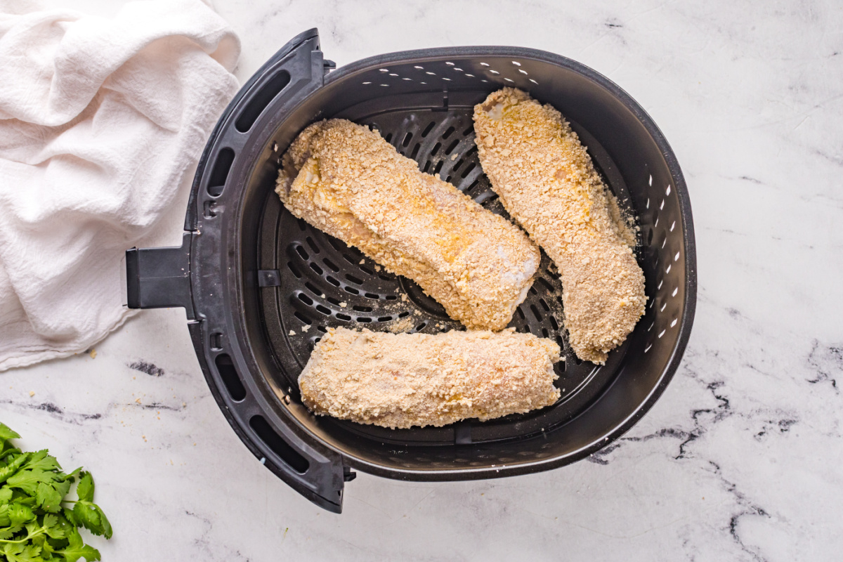 air fryer stuffed chicken rolls in air fryer