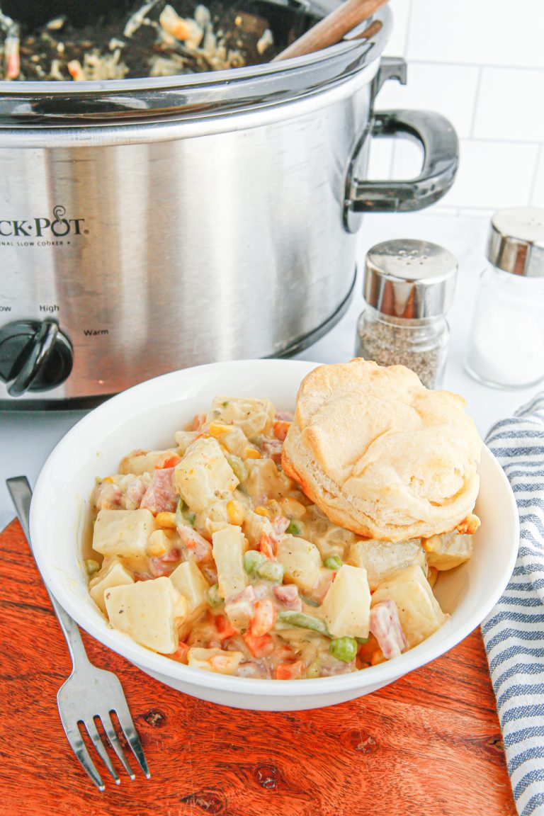 Slow Cooker Ham Pot Pie in a bowl