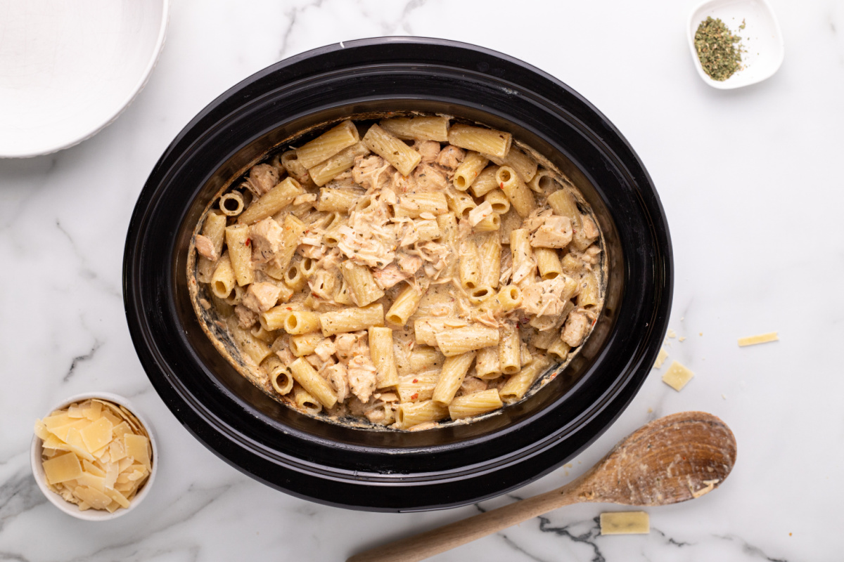 Slow Cooker Garlic Parmesan Chicken and Pasta in slow cooker