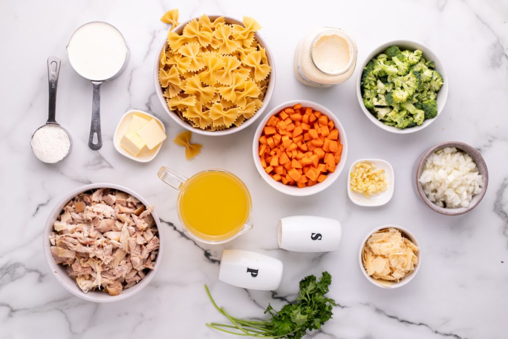 Chicken Alfredo Soup ingredients