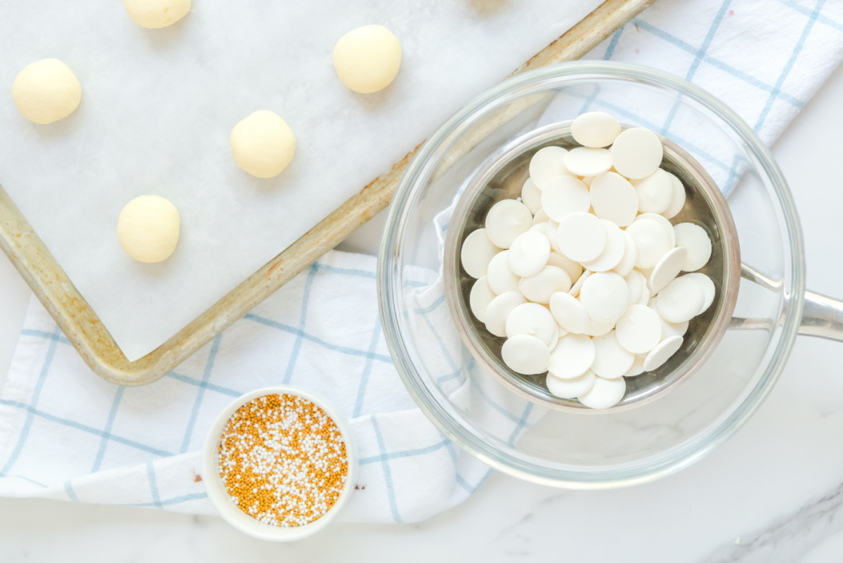 chocolate melts in a double boiler set up