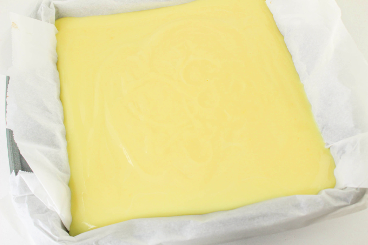 pudding mixture poured over top