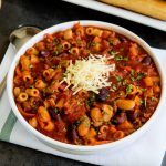Slow Cooker Pasta e Fagioli Soup in a bowl