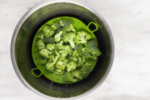 Broccoli in an instant pot