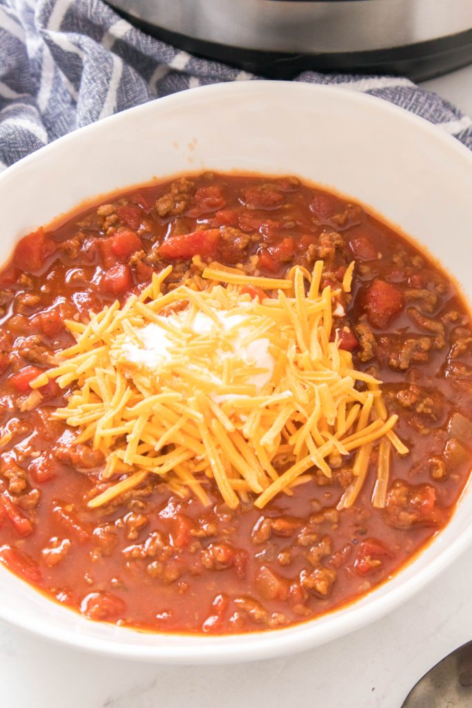 Easy Instant Pot Chili in a bowl